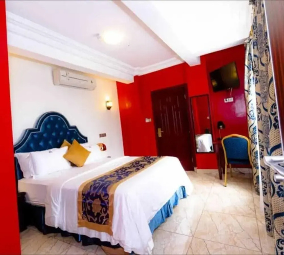 Marriot Metropolitan Hotel