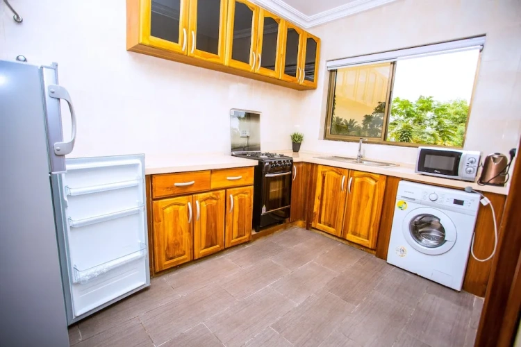 2 Bedrooms Apartment with city view