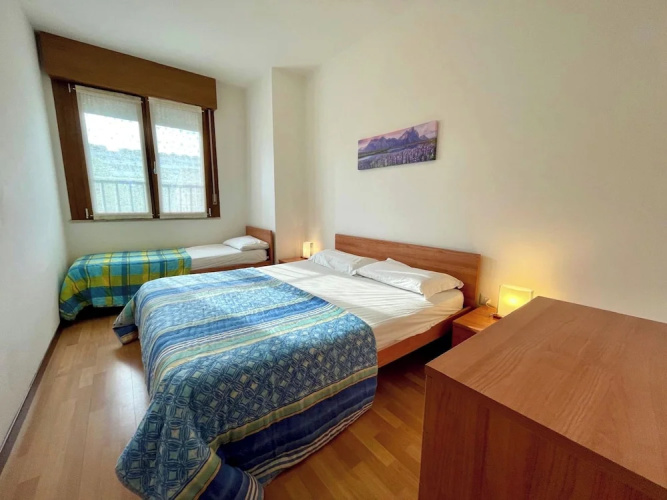 Spacious Flat Near the Beach
