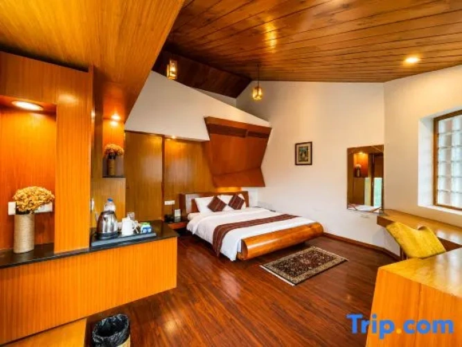 Royal Double Suite with balcony and with view