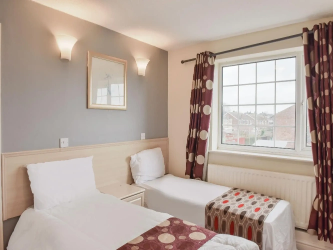 Standard Twin room
