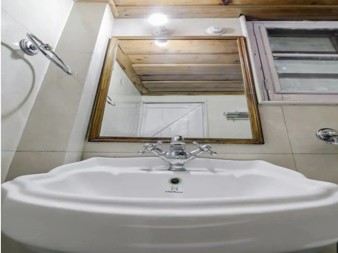 Shimla British Resort by OYO Rooms