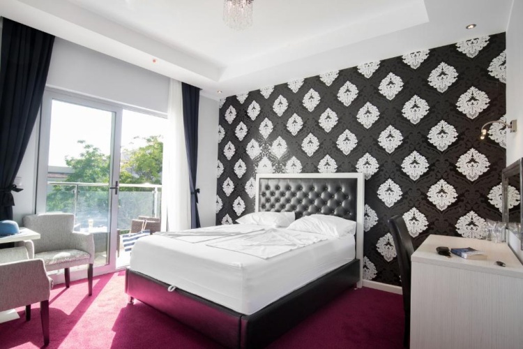 Superior Quadruple Suite
