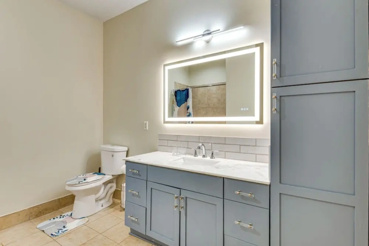 2 Bedrooms Apartment