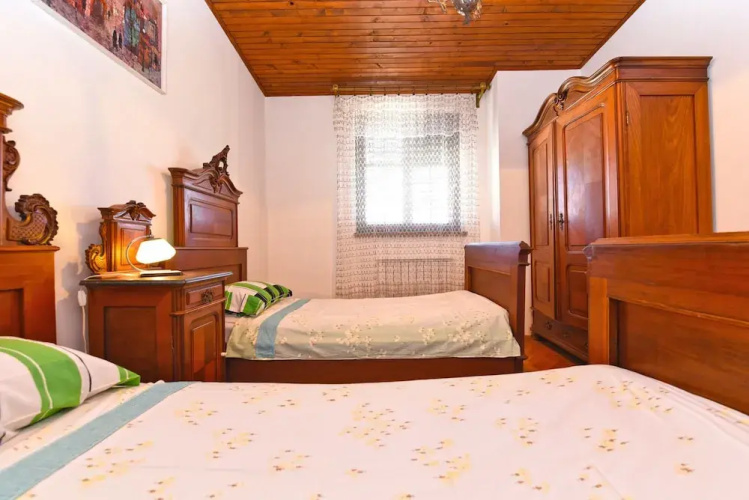 Apartment 1560