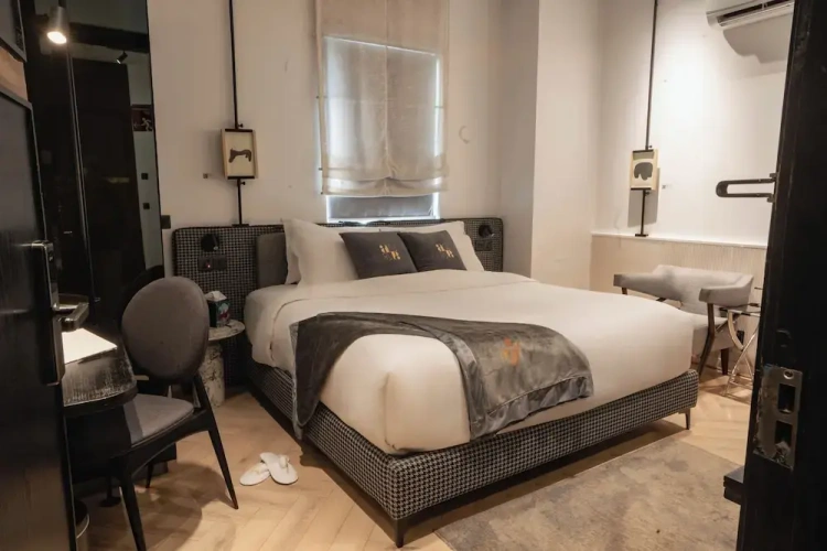 Executive room