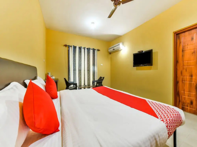 OYO 16005 Sunshine Homes