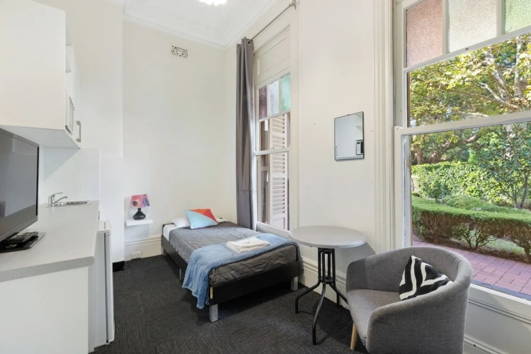 Standard Single room