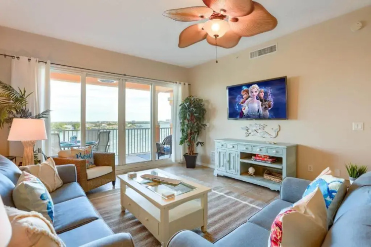 506 Harborview Grande