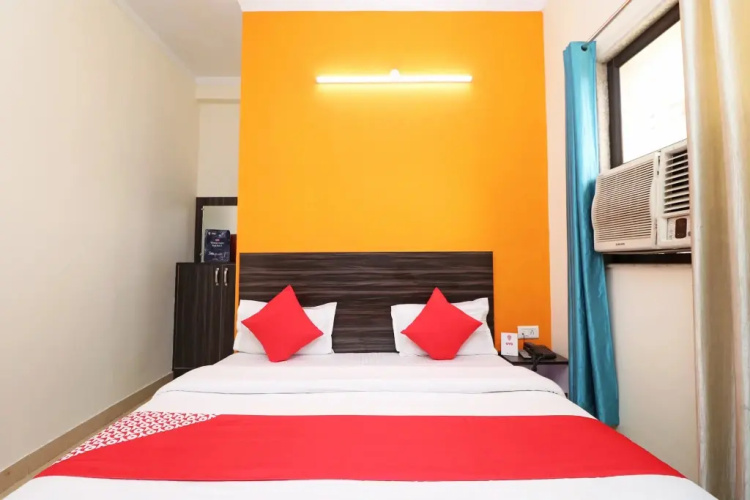 Hotel Dev by OYO Rooms