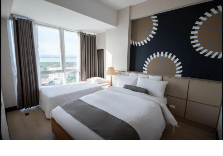 CSuites at 8 Newtown Residences