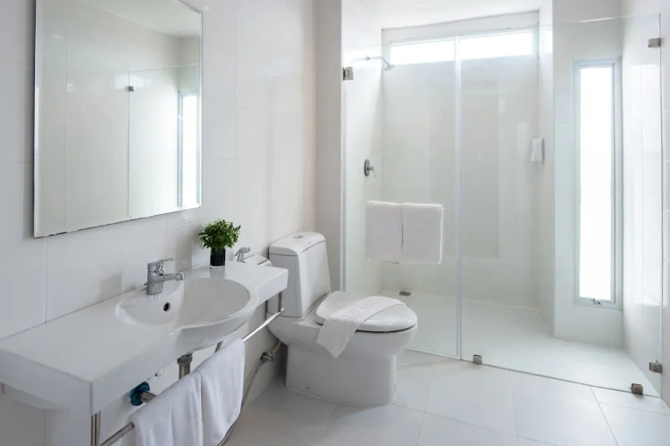 Deluxe Double room with city view