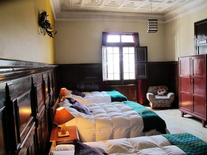 Standard Triple room