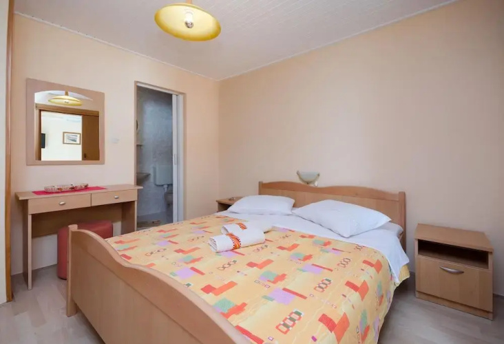 Apartments Marijana 2817