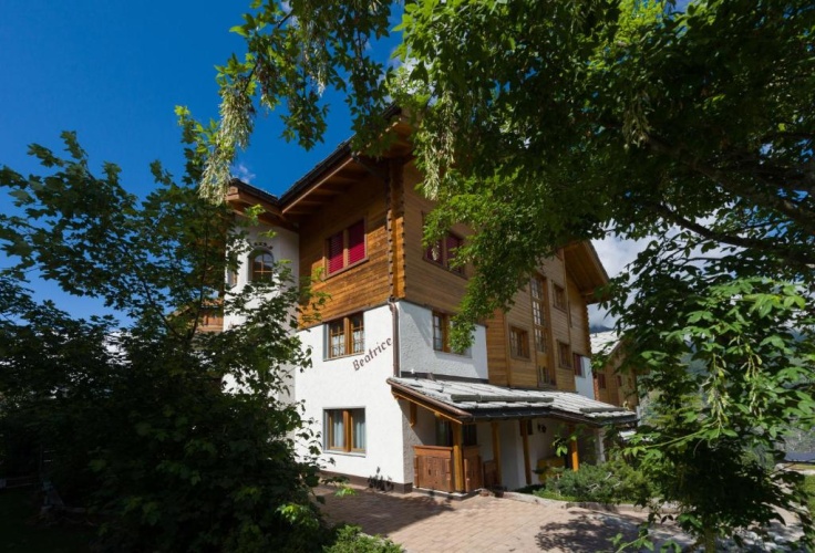 3 Bedrooms Apartment with balcony