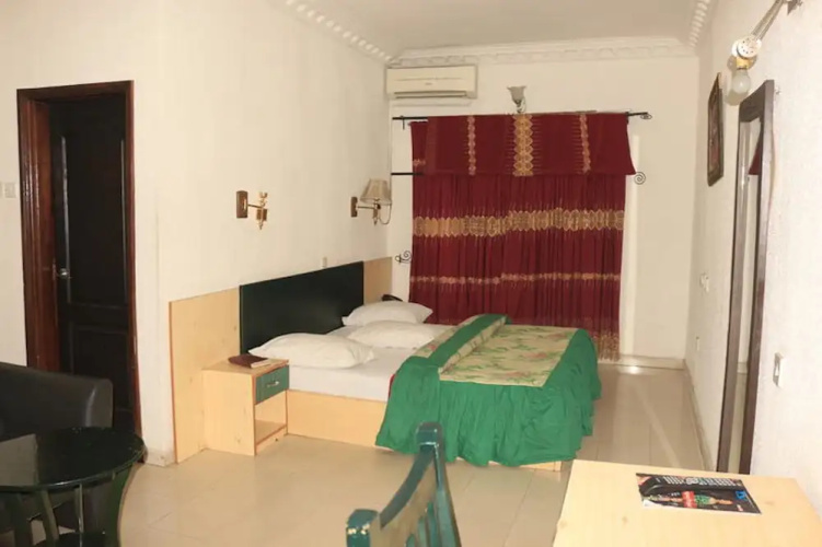 Amanda Hotels Limited