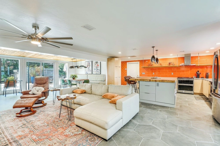 2 Bedrooms Cottage