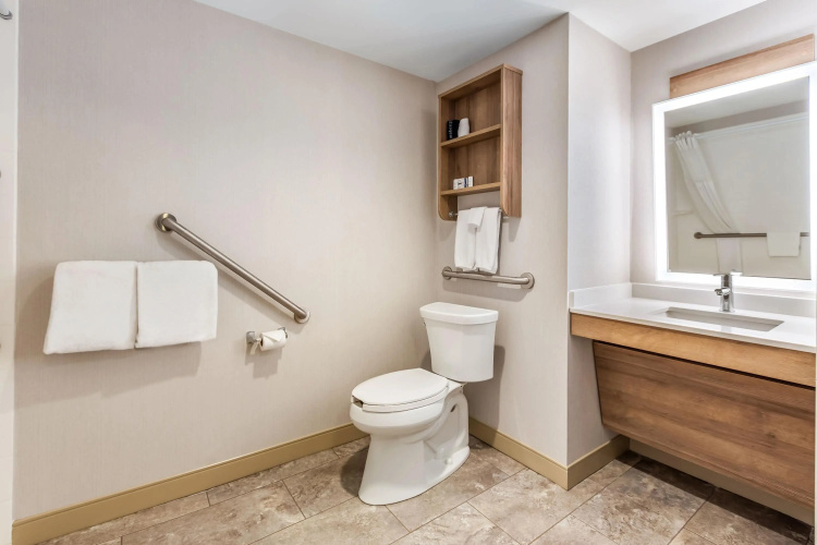 Microtel Inn & Suites By Wyndham Timmins photo 10