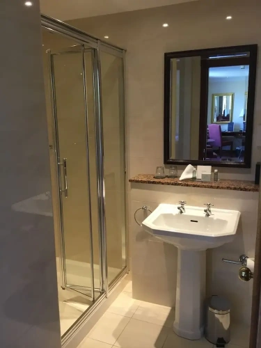 Deluxe Double Suite