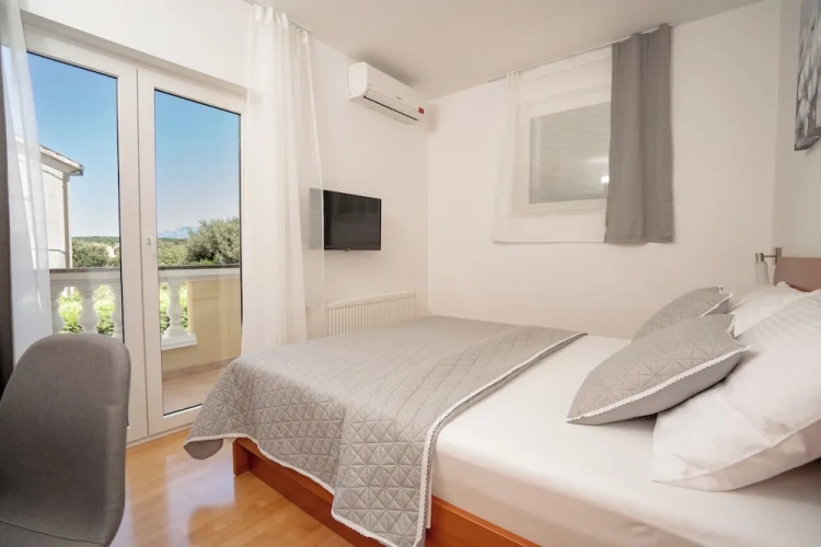 Standard Single room with balcony