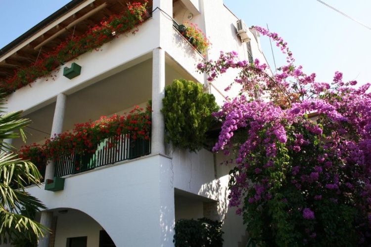 Studio with balcony
