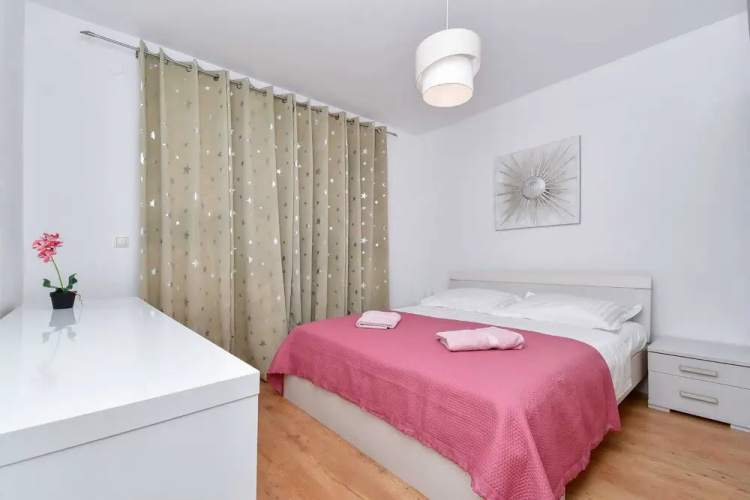 Apartment Ela