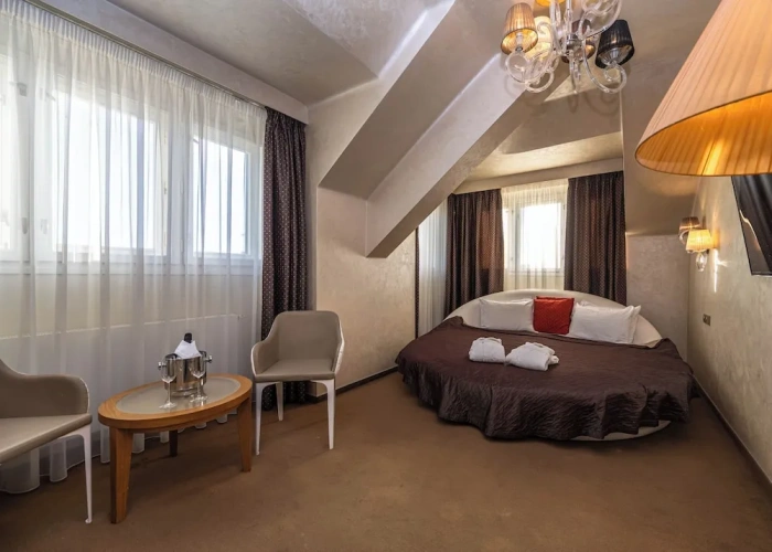 Double Suite