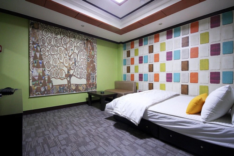 Changwon Sangnamdong Hotel Songdam