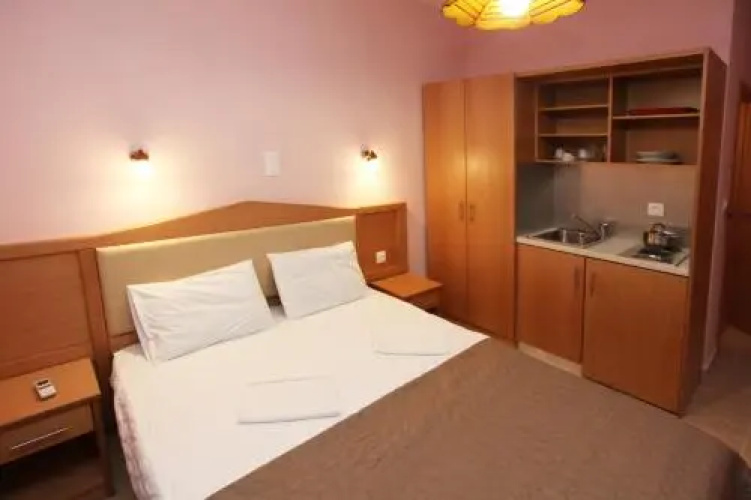 Hotel Irini