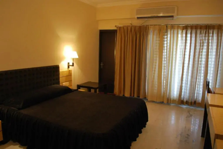 Hotel Millennium