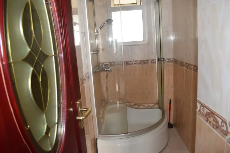 Bustani Apartment