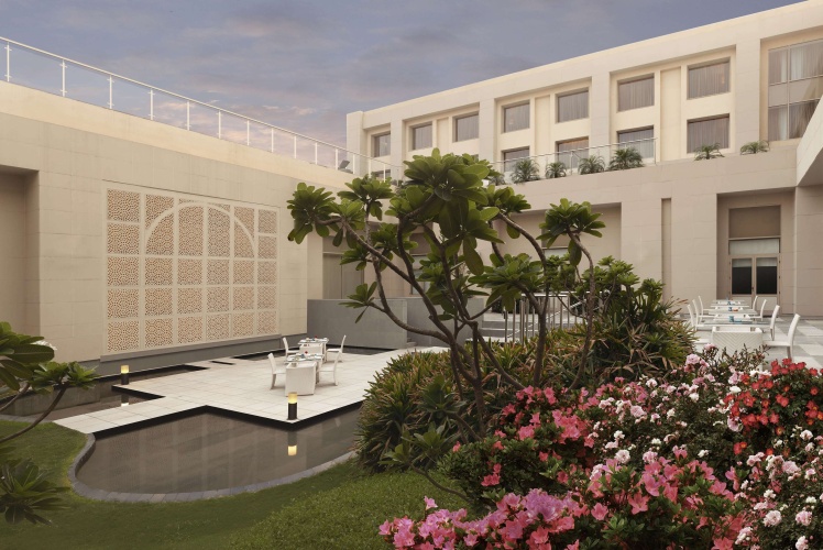 DoubleTree by Hilton Agra photo 20