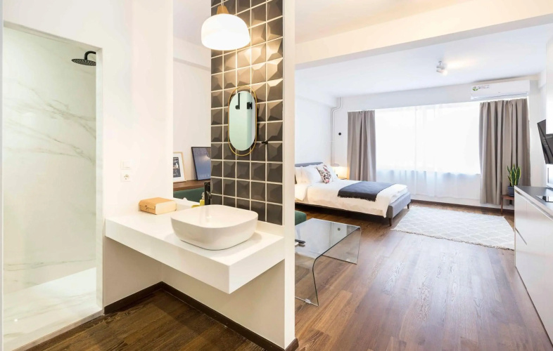 Athens' Best Location- Stunning & Spacious Studio
