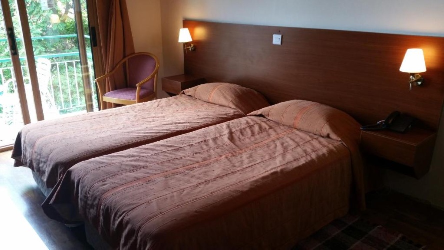 Standard Triple room with balcony and with view