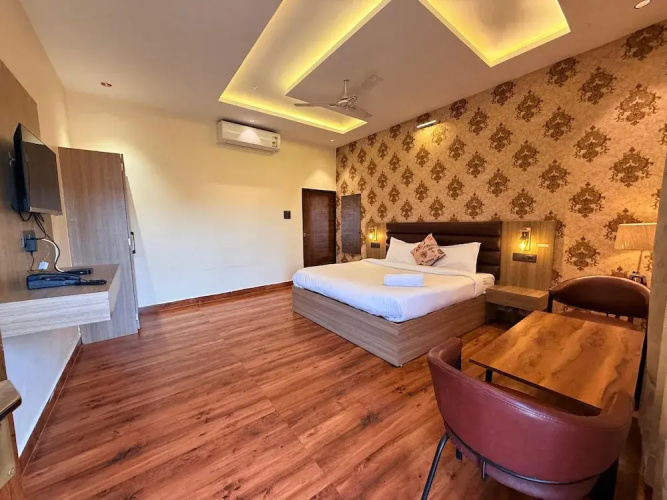 7 Hills Resort