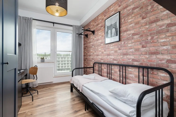 2 Bedrooms Apartment with balcony