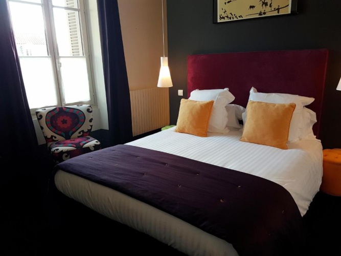 Standard Double room with view