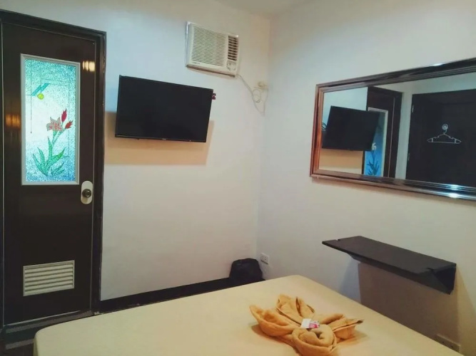 Citi Island Suites