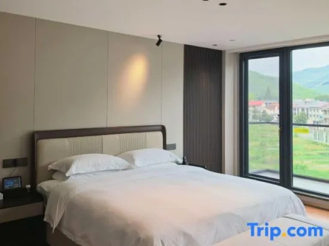 2 Bedrooms Suite