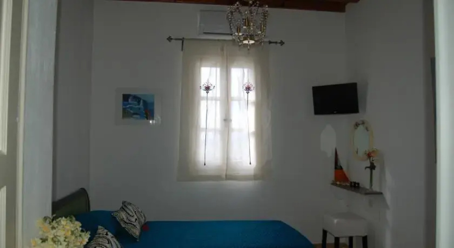 Oikia Kondos