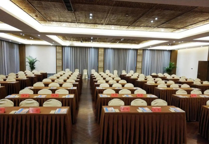 Laoshan Academy hotel