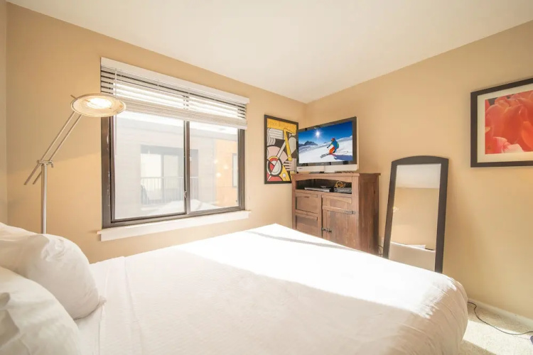 Edgewater 1444