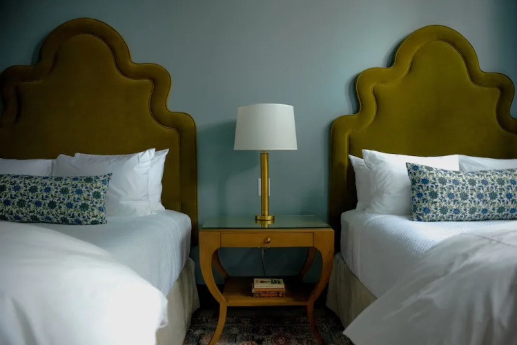 The Woodward Hotel
