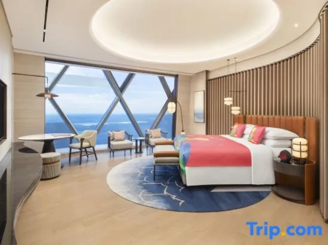 Deluxe Family Suite