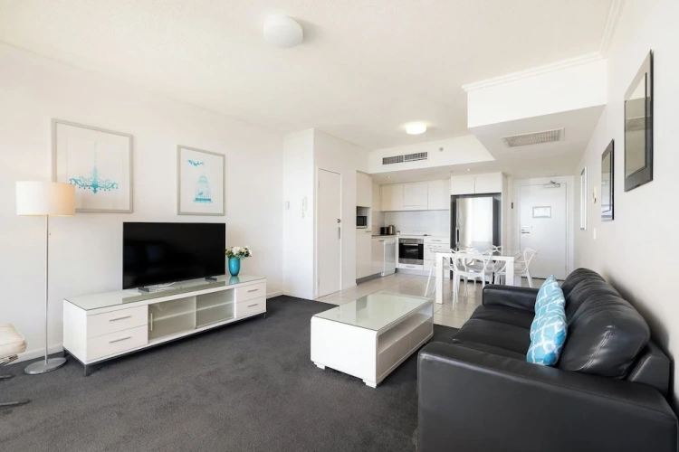 1 Bedroom Apartment with balcony and with ocean view