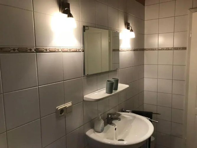 Haus-Dorfstrasse