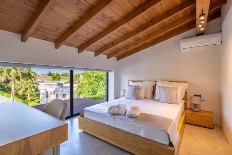 Executive Villa