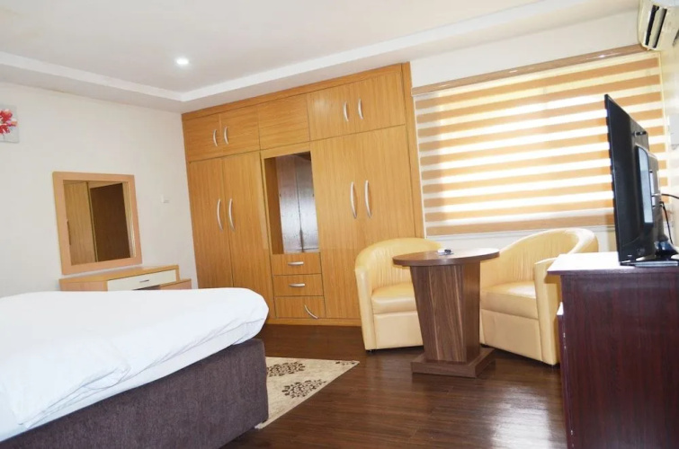 Peniel Apartment