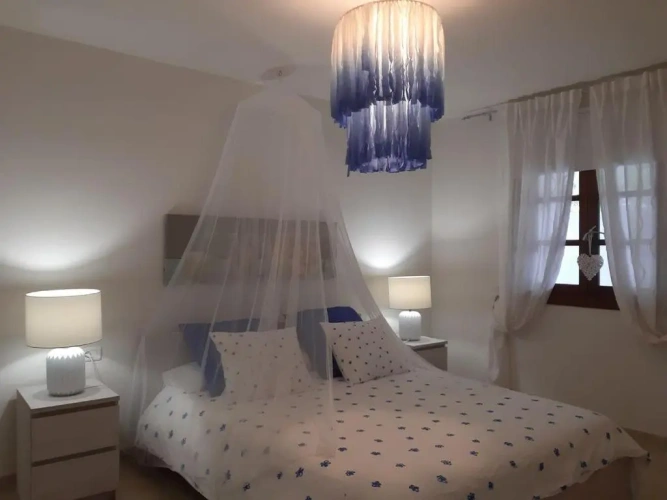 3 Bedrooms Cottage