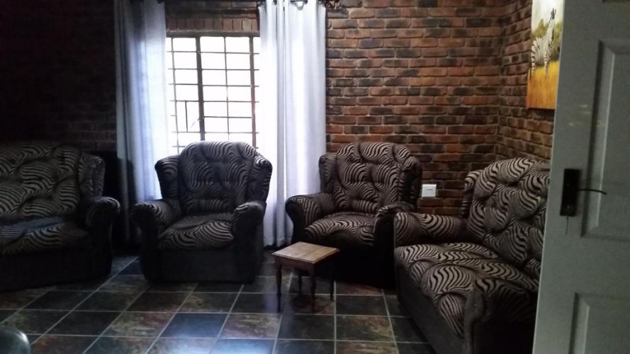 Kruger Wild Dog Inn